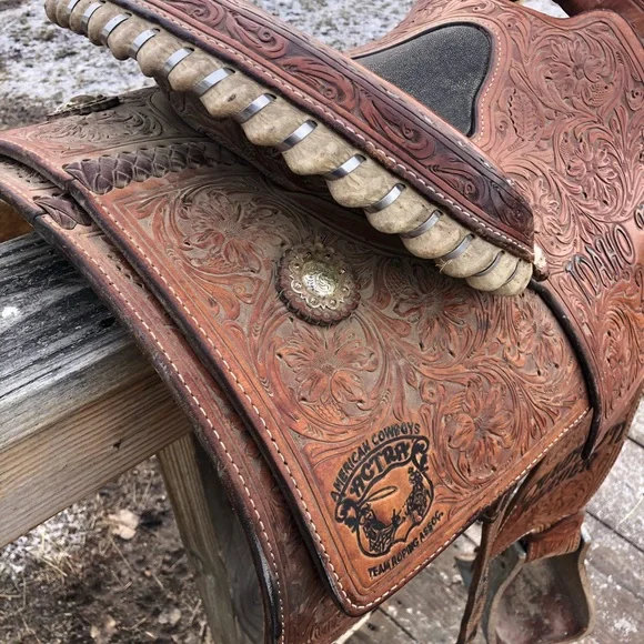 Scott Thomas Team Roping Saddle - Picture 3 of 16